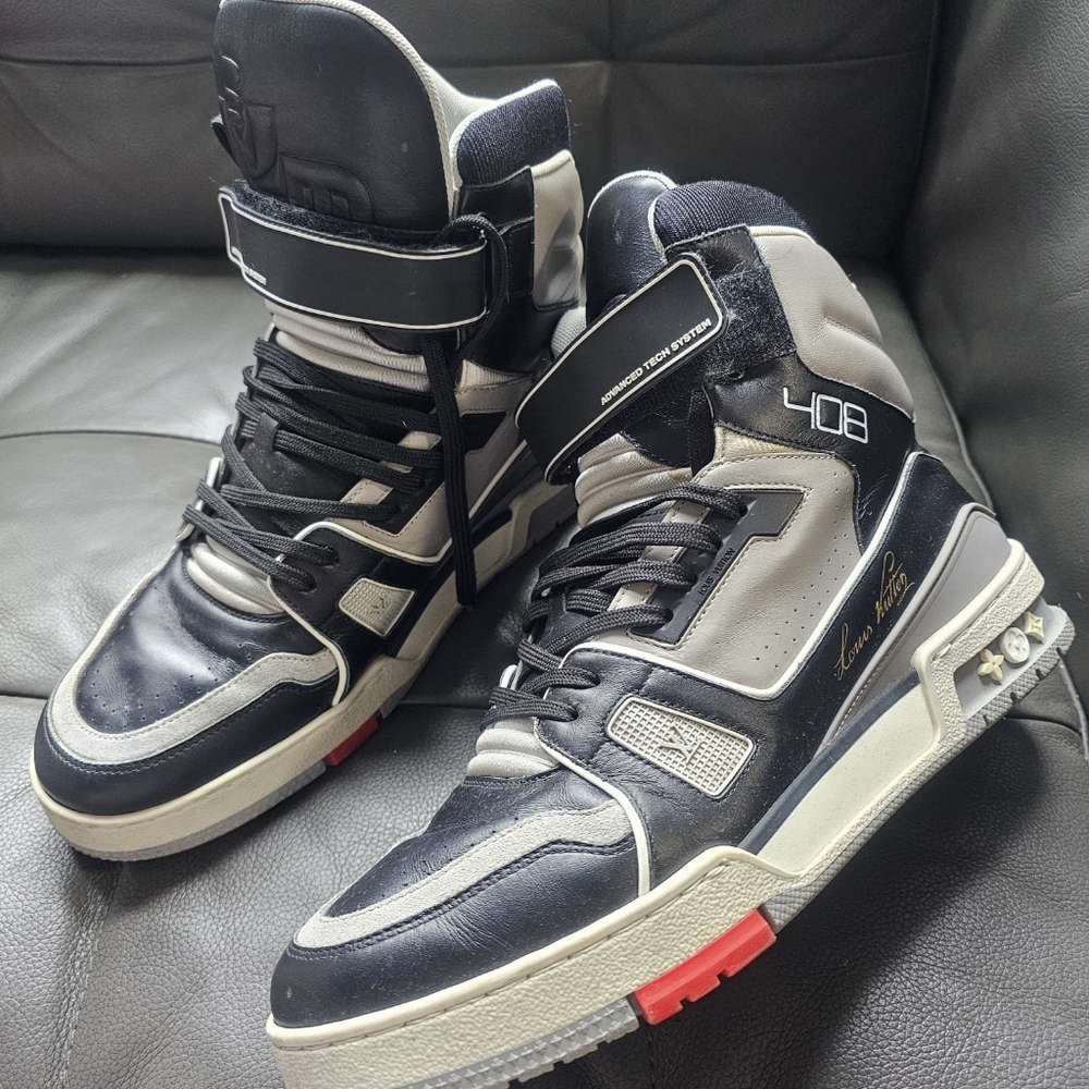 Louis Vuitton high sneakers